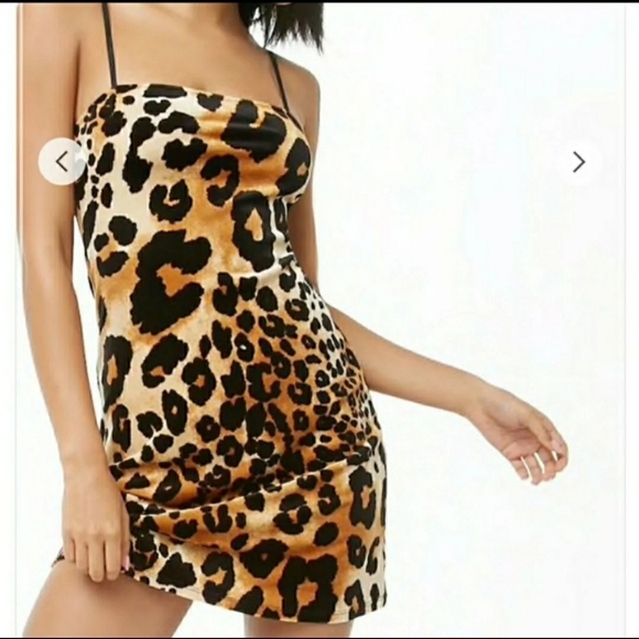 FOREVER 21 PLUS velvet chettah dress - Picture 2 of 2